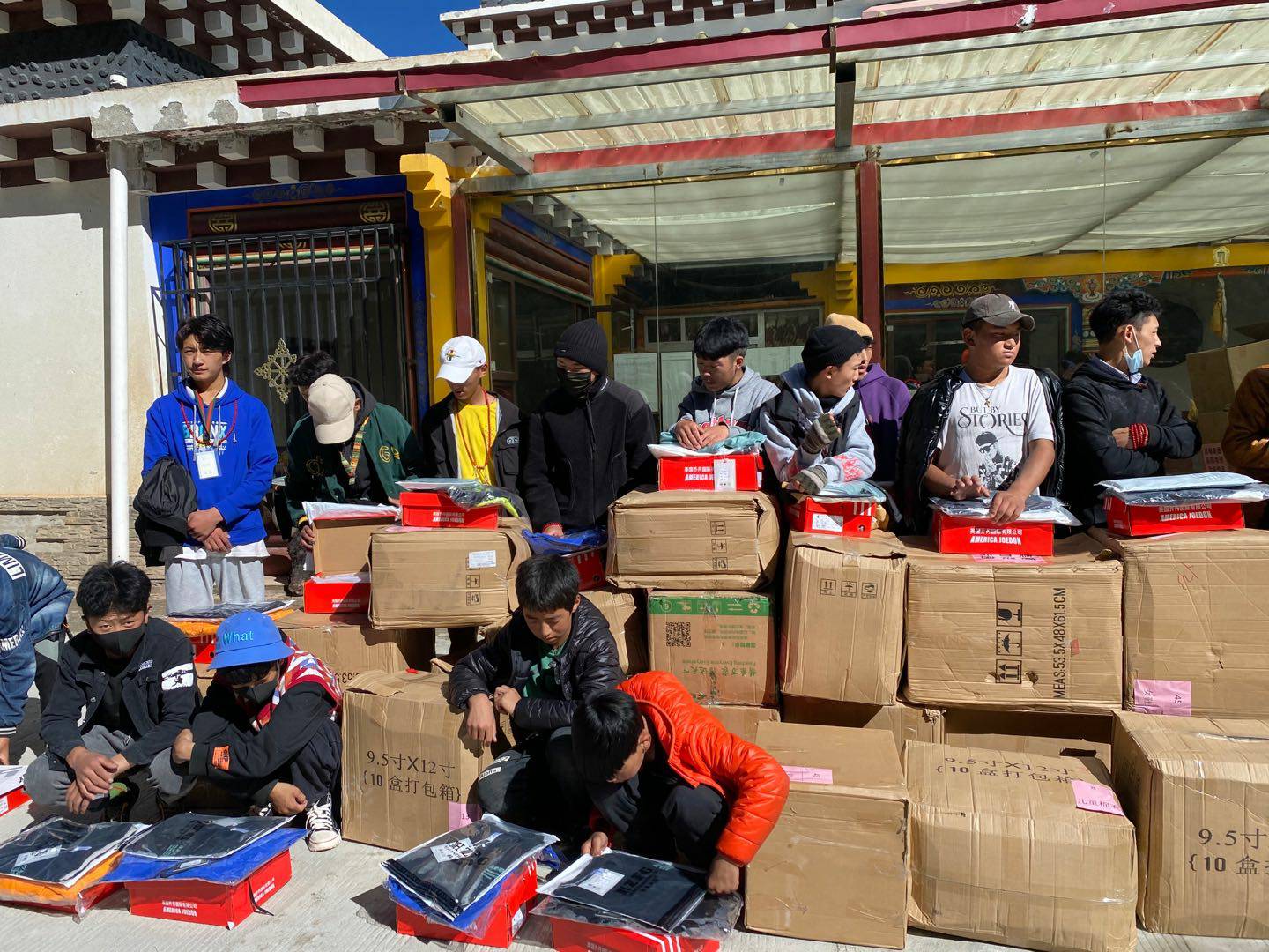 beat365(中国)官方网站公益回顾丨家国同欢月同圆 温暖满载甘孜州(图7)