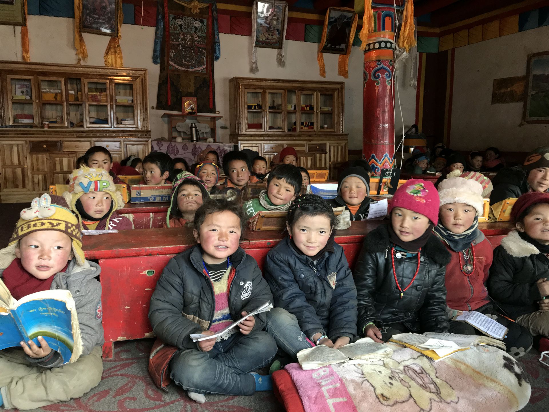 beat365(中国)官方网站公益回顾丨家国同欢月同圆 温暖满载甘孜州(图11)